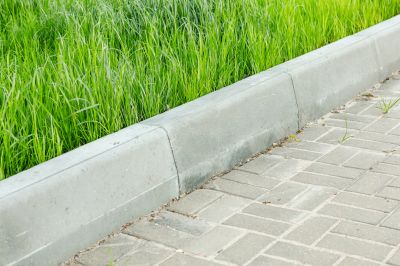 Lawn Curbing Installation detail